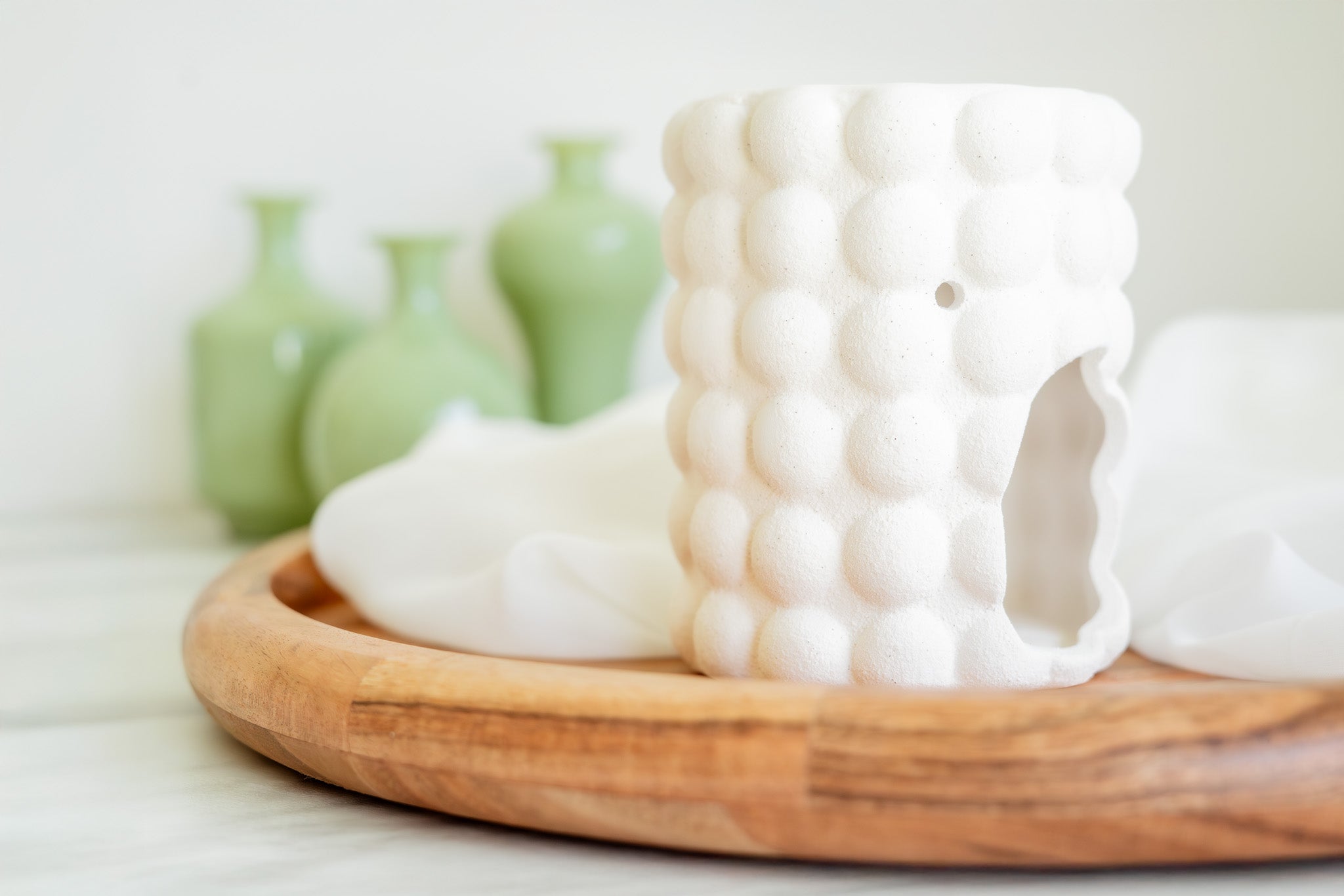 Brûle-parfum design – Céramique blanche à relief bulles