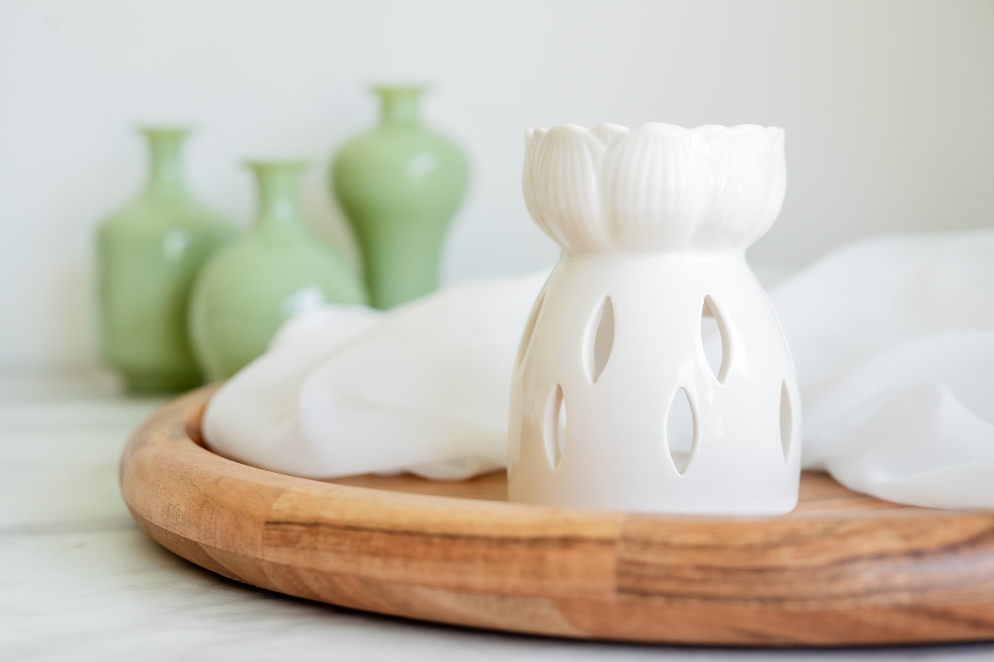 Brûle-parfum en céramique – Design fleur de lotus
