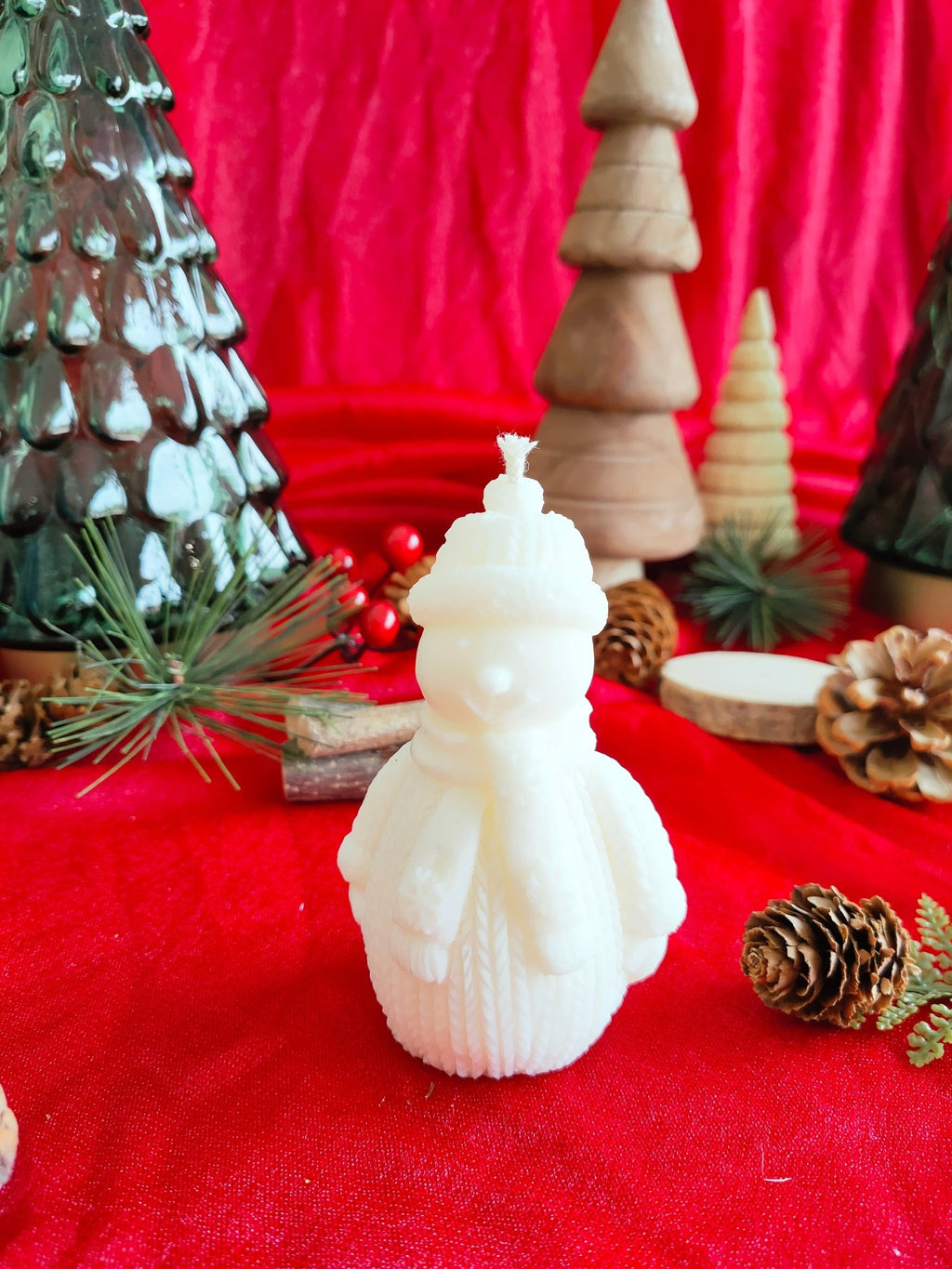 Bougie moulée Bonhomme de neige – Cire végétale parfumée - L'Atelier Douceurs & Senteurs