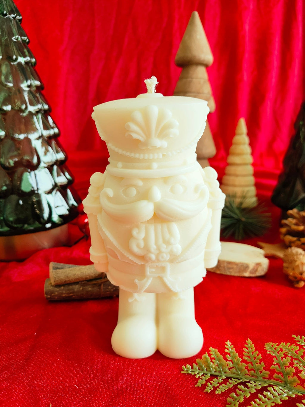 Bougie moulée Casse noisette– Cire végétale parfumée - L'Atelier Douceurs & Senteurs