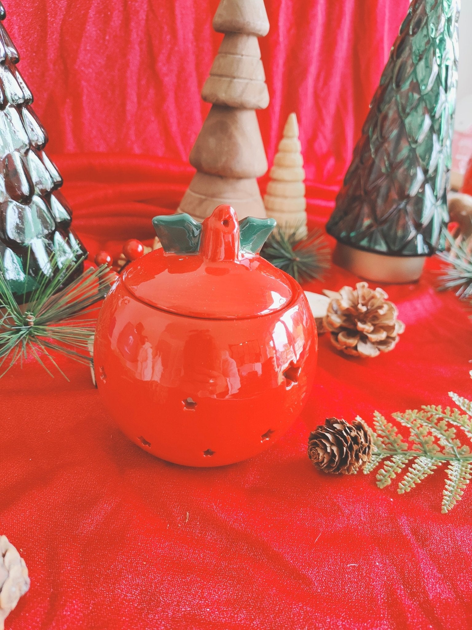 Brûle - parfum en céramique – “Boule de Noël” (Édition Limitée Noël 2025) - L'Atelier Douceurs & Senteurs