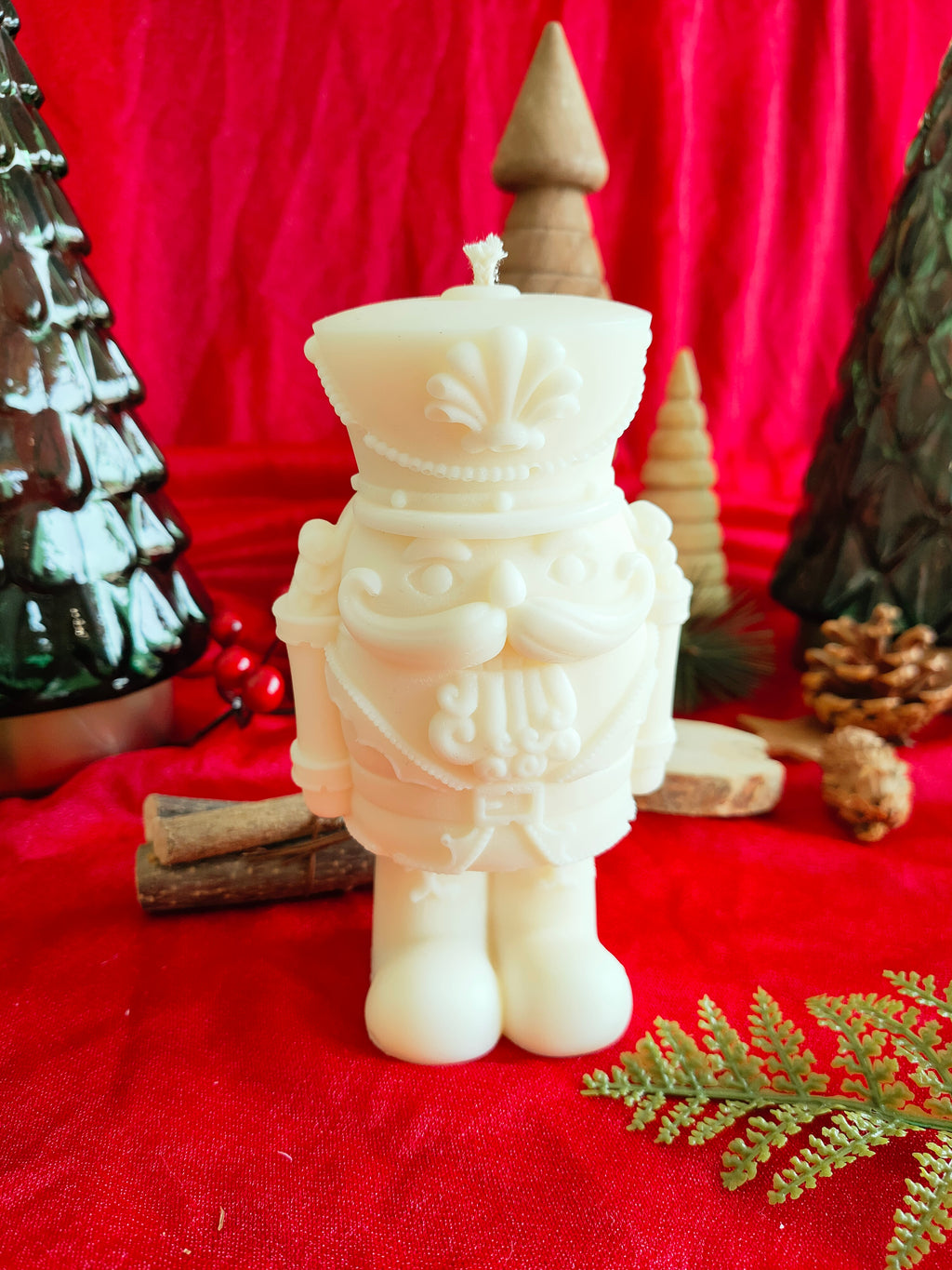 Bougie moulée Casse noisette– Cire végétale parfumée