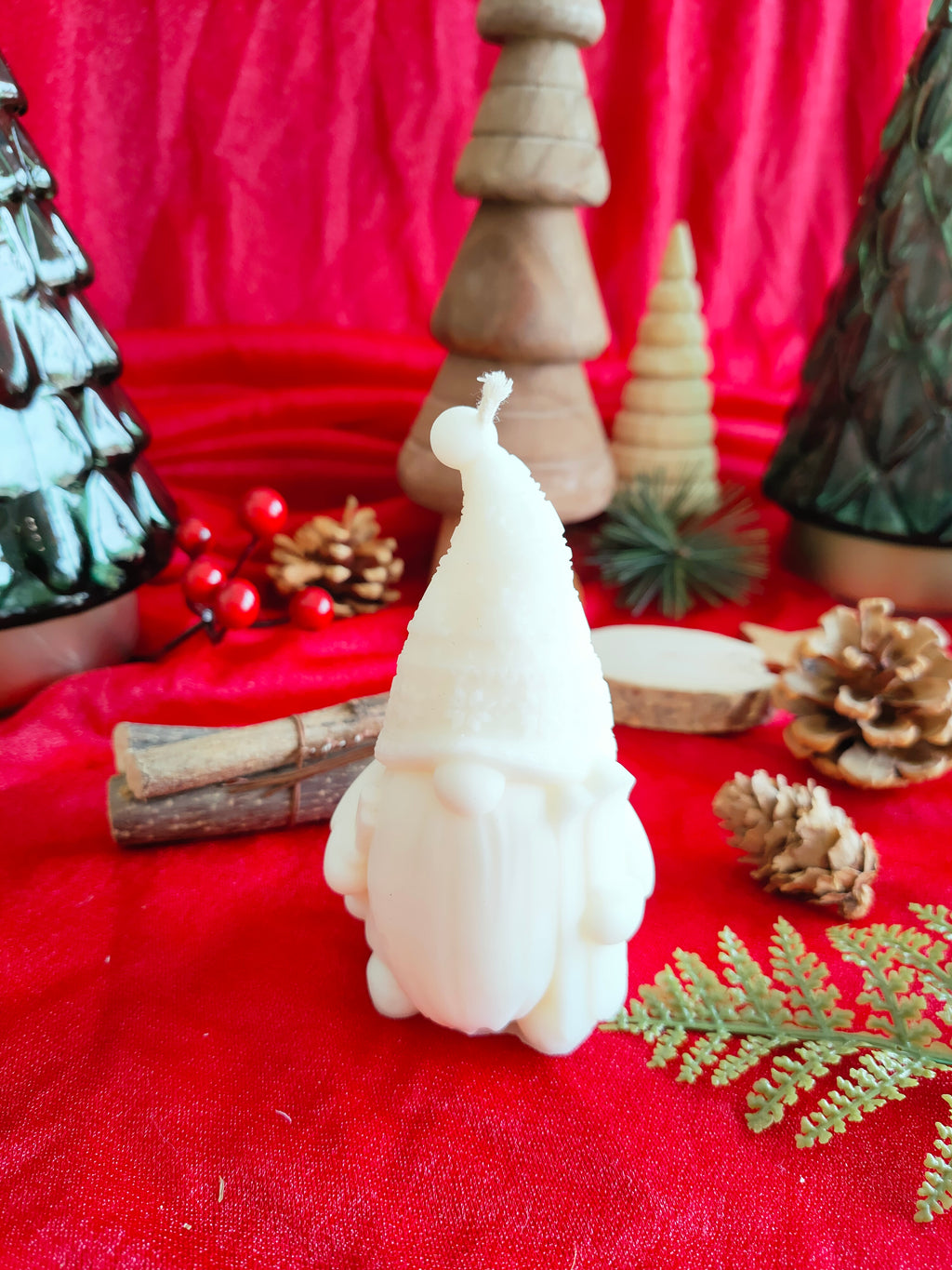 Bougie moulée Gnome skieur– Cire végétale parfumée