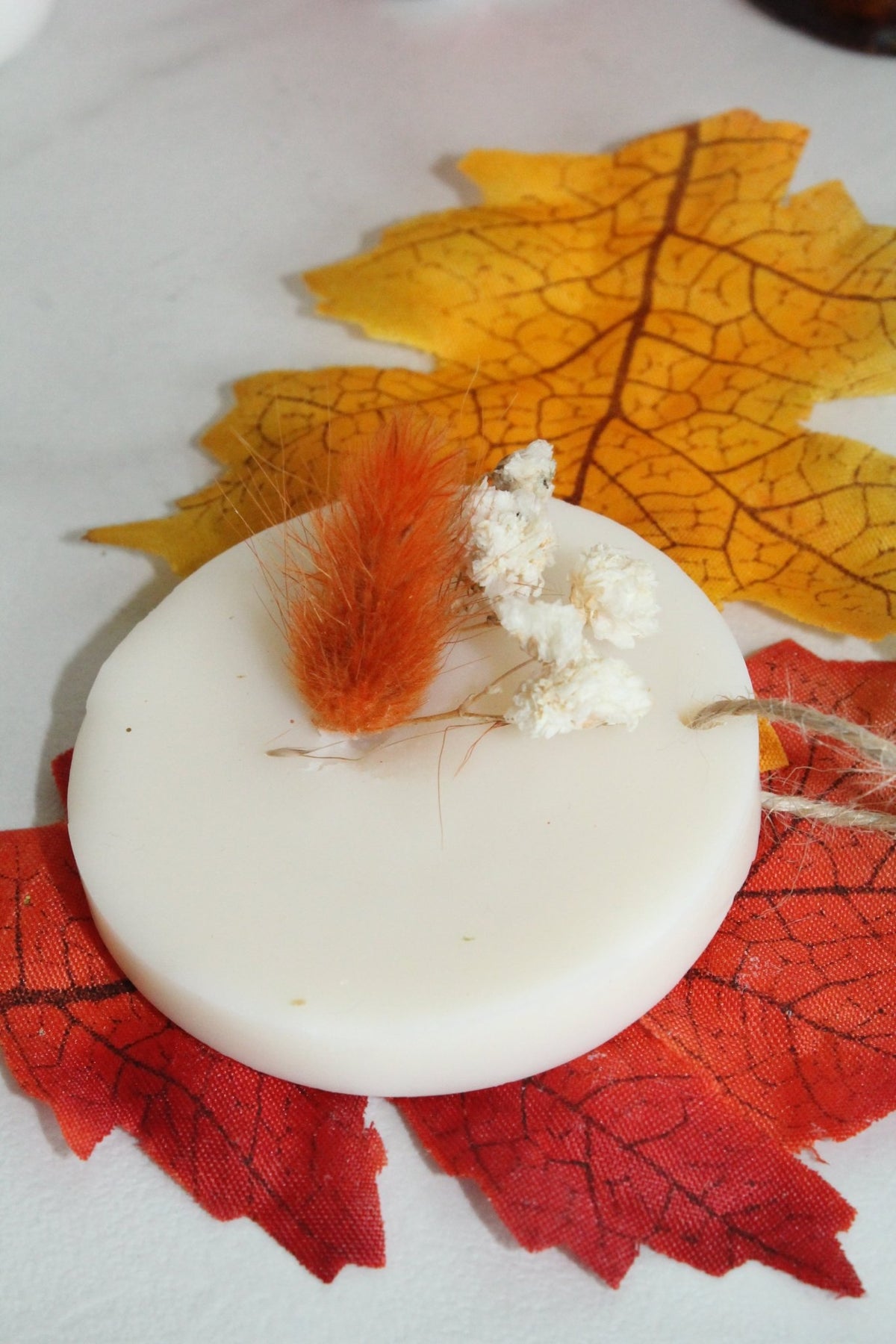 Suspension Ronde Fleurs AUTOMNE – Élégance naturelle & parfum de Grasse - L'Atelier Douceurs & Senteurs